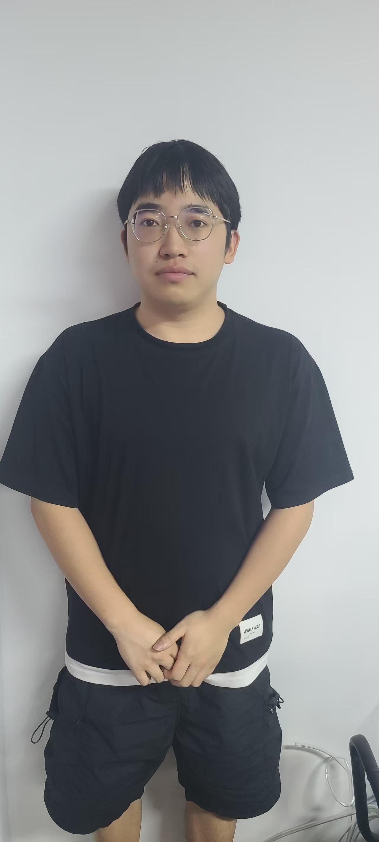 洪*杰