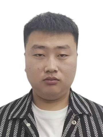 李*鹏