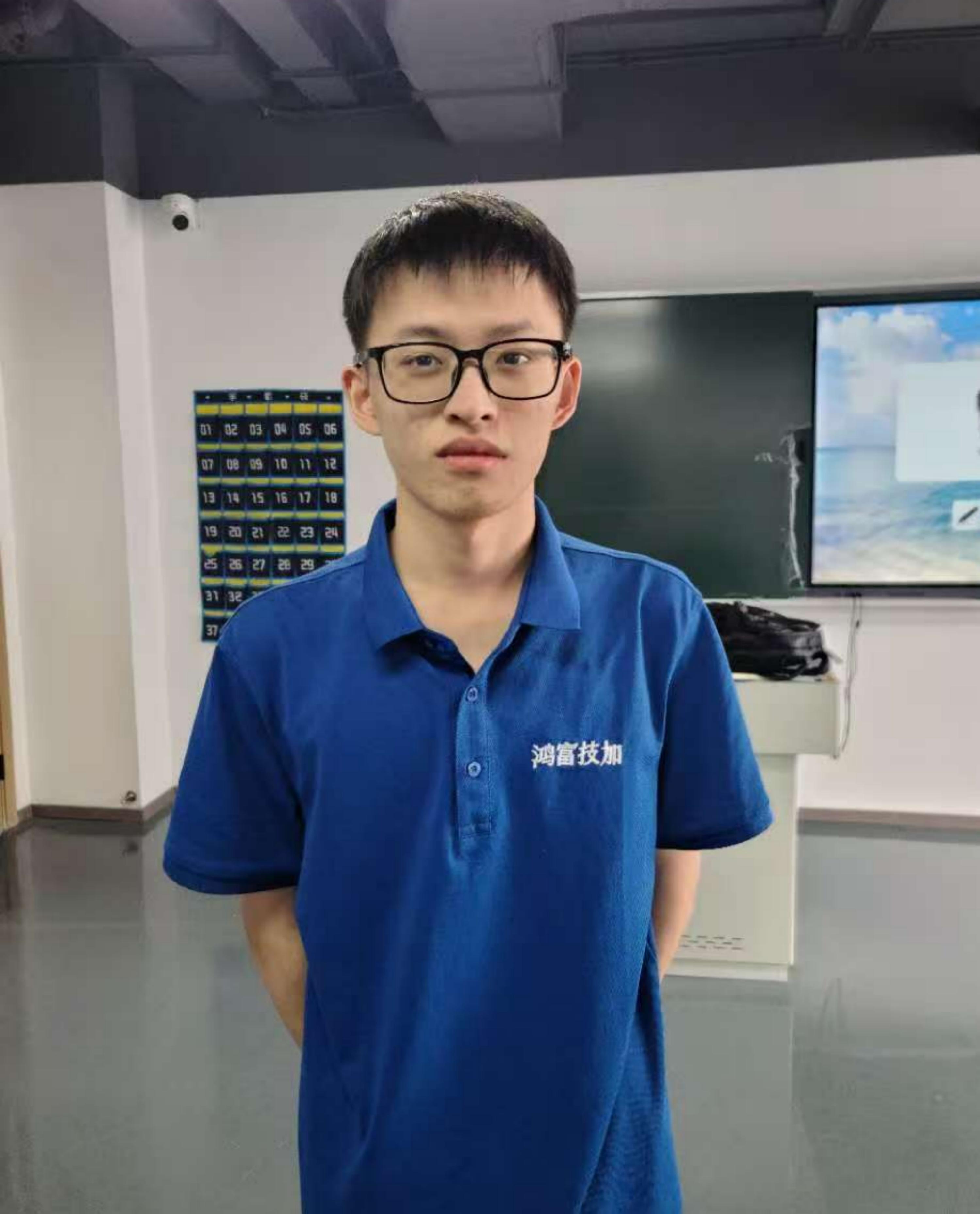 蔡*宇