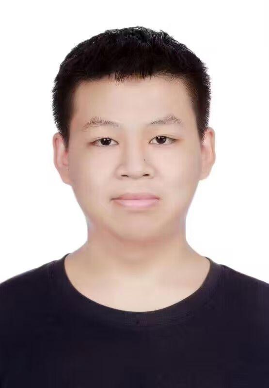 王*钧